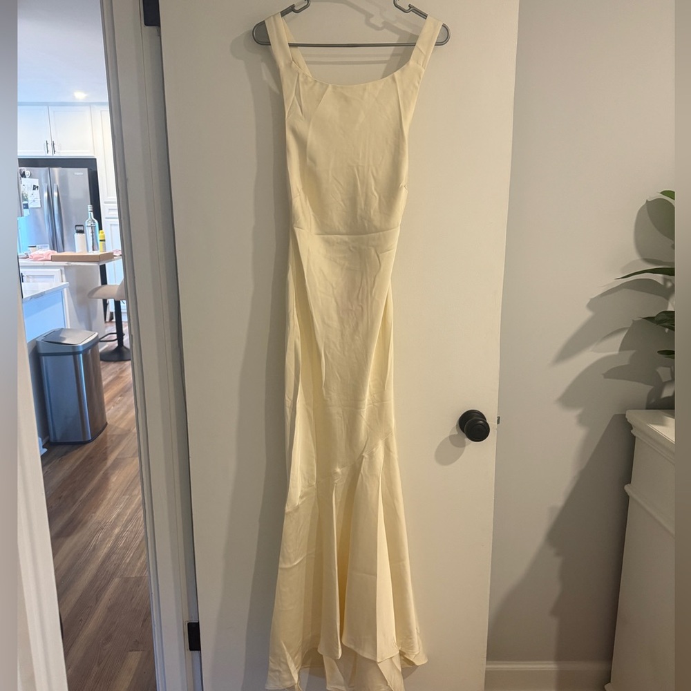 Hello Molly Ivory Satin Maxi Dress - Picture 4 of 7